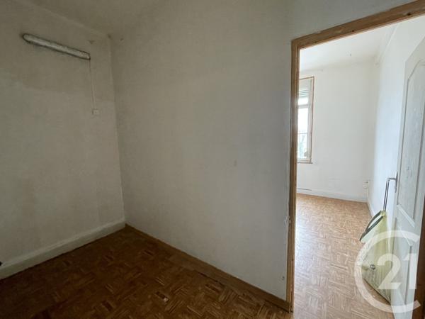 Appartement F4 à vendre  4 pièces - 75 m2 GUISE - 02