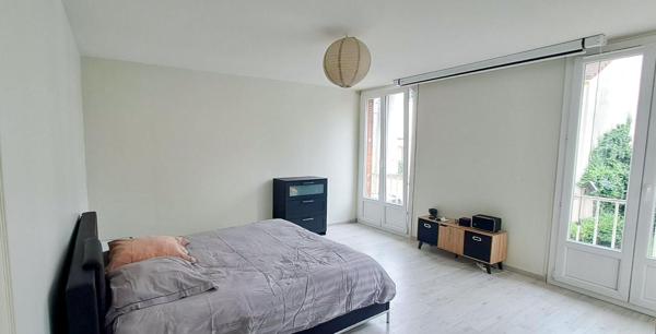 Appartement Montereau Fault Yonne 4 pièce(s) 99.1 m2
