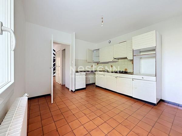 A VENDRE - ROQUETTES - MAISON DE TYPE 5