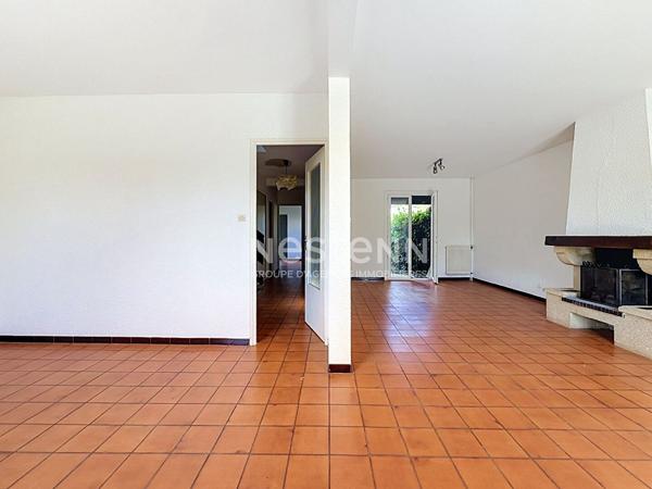 A VENDRE - ROQUETTES - MAISON DE TYPE 5