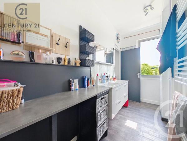 Maison à vendre  5 pièces - 103,76 m 2   ST LEONARD DE NOBLAT  - 87