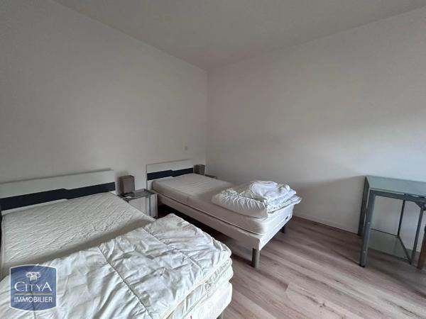 Appartement à louer 3 pièces 67.57m² Sarlat-la-Canéda (24200)