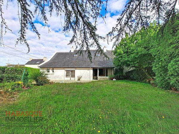 Maison à vendre à Landivisiau - 10 pièces, 195 m², travaux à prévoir , Landivisiau