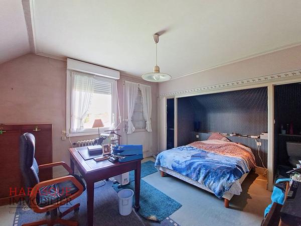 Maison à vendre à Landivisiau - 10 pièces, 195 m², travaux à prévoir , Landivisiau