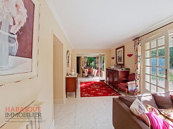 Maison à vendre à Landivisiau - 10 pièces, 195 m², travaux à prévoir , Landivisiau