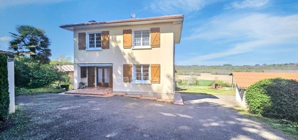 DPT LANDES (40) - SAMADET - A vendre Maison de campagne de 131 m², 7 pièces - Terrain de 37 844 m²