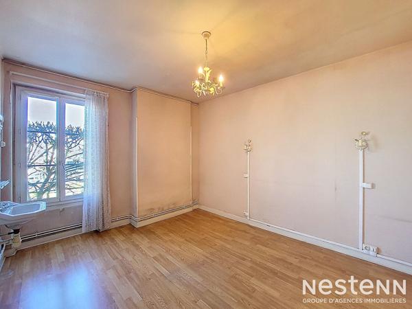 A Vendre Appartement de 154 m² avec terrasse, cour intérieure et garage à Condom