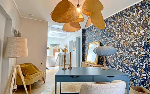 Maison à vendre    6 pièces • 210 m2 Muret