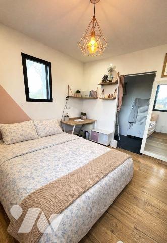 Maison d'habitation (déclaration d'achèvement à envoyer), comprenant :
Au rez-de-chaussée : En...