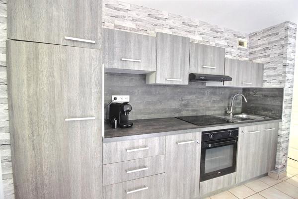 Appartement 2 pièces 41 m2 dans résidence récente, sécurisée, avec piscine