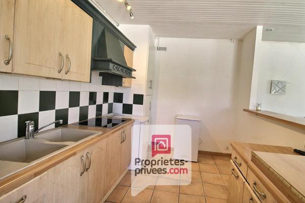 1h30 de PARIS - A VENDRE SPACIEUSE MAISON de 180 m2 environ, PISCINE, beau terrain de 2700  m2 environ