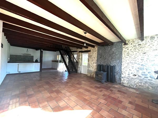 47300 VILLENEUVE SUR LOT A Villeneuve/Lot, belle maison en pierre d'environ 164 m²