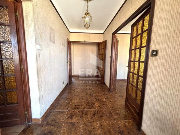 Maison T4 + RDC à amenagé + terrain constructible 500m2 + terrain 800m2