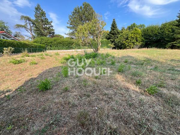 Terrain Feurs 743 m2