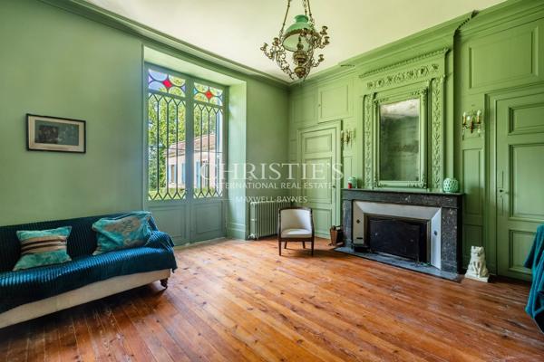 Magnifique Girondine du XVIIIe siècle, 5 hectares de terrain et piscine