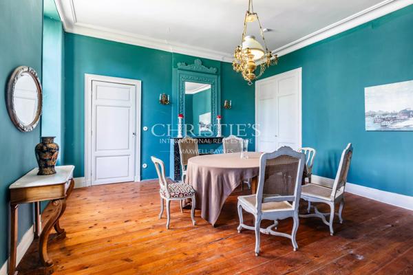 Magnifique Girondine du XVIIIe siècle, 5 hectares de terrain et piscine