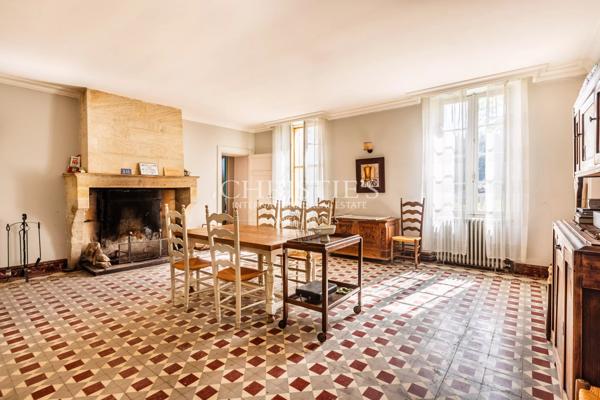 Magnifique Girondine du XVIIIe siècle, 5 hectares de terrain et piscine