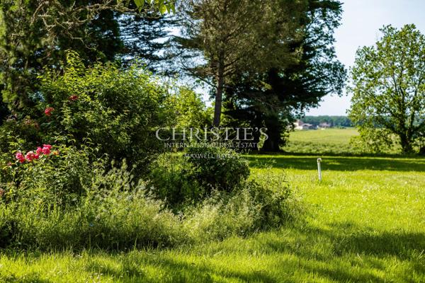 Magnifique Girondine du XVIIIe siècle, 5 hectares de terrain et piscine