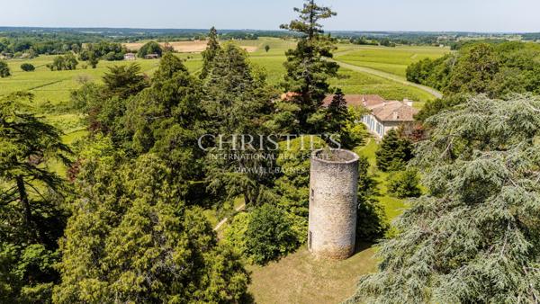 Magnifique Girondine du XVIIIe siècle, 5 hectares de terrain et piscine