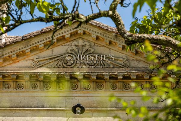 Magnifique Girondine du XVIIIe siècle, 5 hectares de terrain et piscine