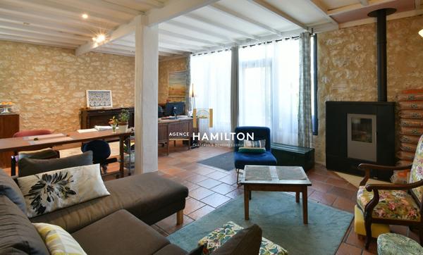 LOCAL COMMERCIAL AVEC LOGEMENT ATTENANT ET SOUS-SOL AMENAGE Gaillac