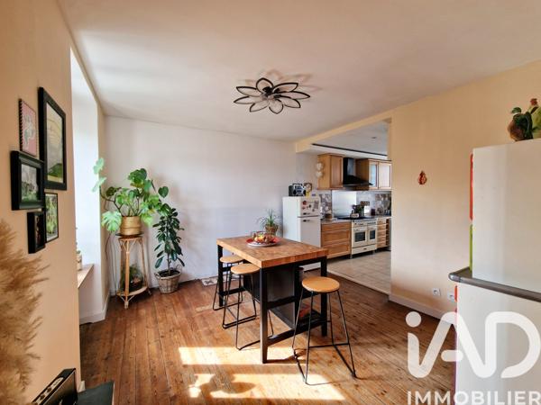 Maison à vendre 5 pièces 87,6 m² Carhaix-Plouguer
