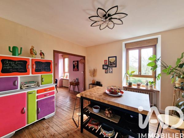 Maison à vendre 5 pièces 87,6 m² Carhaix-Plouguer