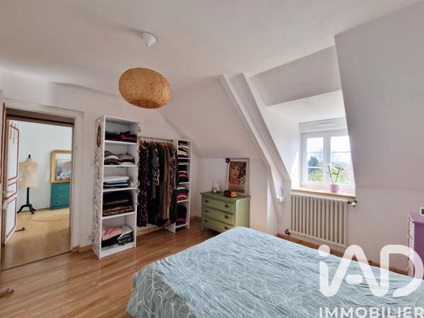 Maison à vendre 5 pièces 87,6 m² Carhaix-Plouguer