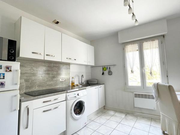 À  8 minutes du centre de Nantes – Appartement T3 avec vue sur Loire (6 960 € de rapport/an)