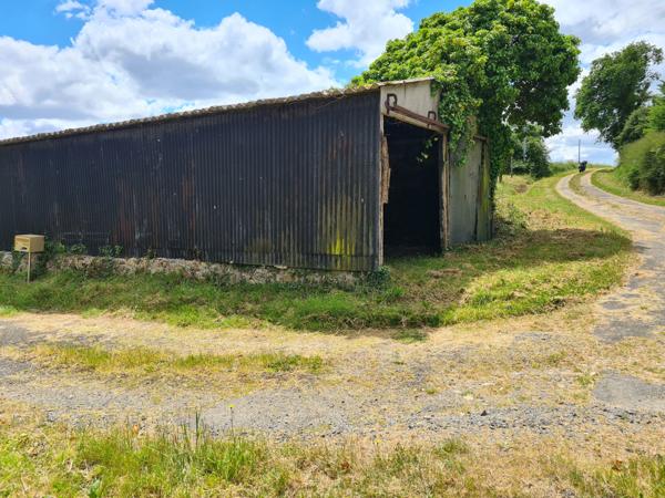 Le Vieux-Bourg (22800) Ferme en pierres à rénover