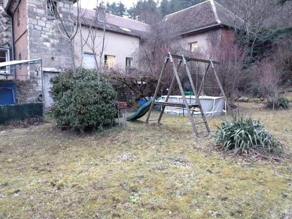 Jolie maison de ville ancienne rénovée SALINS LES BAINS  JURA