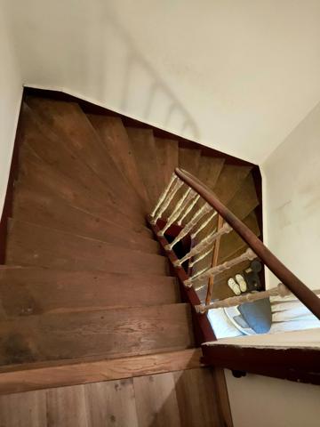 Jolie maison de ville ancienne rénovée SALINS LES BAINS  JURA