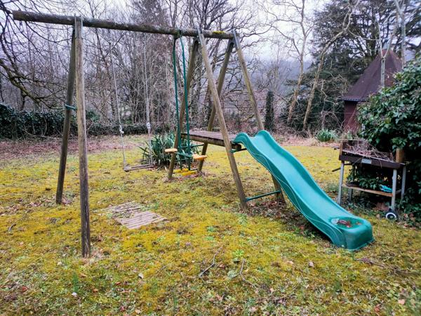 Jolie maison de ville ancienne rénovée SALINS LES BAINS  JURA