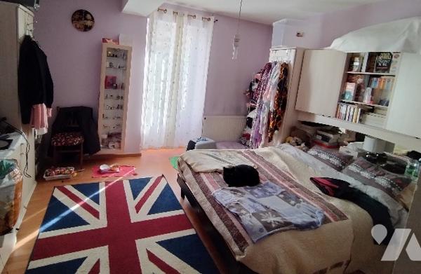 FONDS DE COMMERCE de BOULANGERIE-PÂTISSERIE-CONFISERIE dans bourg dynamique avec d'autres commerces.