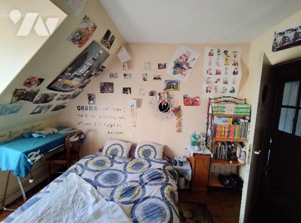 FONDS DE COMMERCE de BOULANGERIE-PÂTISSERIE-CONFISERIE dans bourg dynamique avec d'autres commerces.