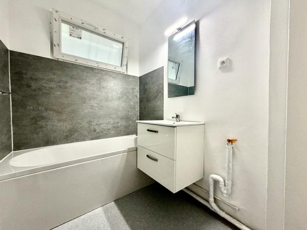 À vendre - T2, 2 pièces situé à Hoenheim (67800)