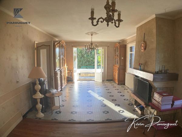 Maison familiale 4 chambres avec garages, cave et jardin – Castillon-la-Bataille