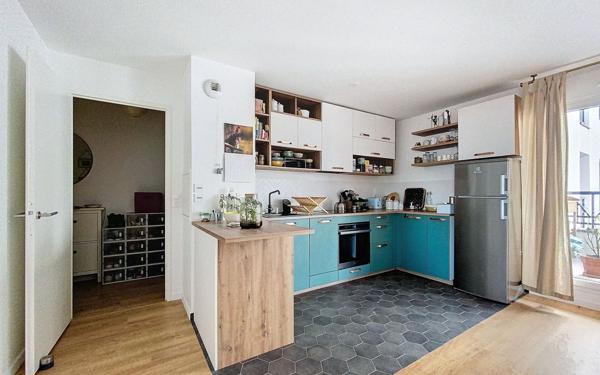 Appartement à vendre    4 pièces • 88 m2 Saint-Ouen