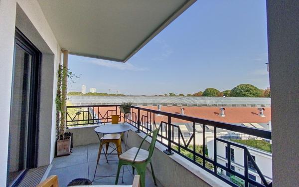 Appartement à vendre    4 pièces • 88 m2 Saint-Ouen