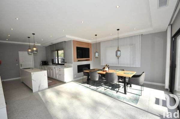 Maison à vendre 8 pièces 280 m² Floirac