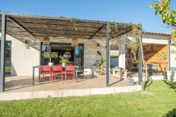 L'Isle-sur-la-Sorgue (84800) Villa moderne