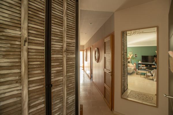 L'Isle-sur-la-Sorgue (84800) Villa moderne