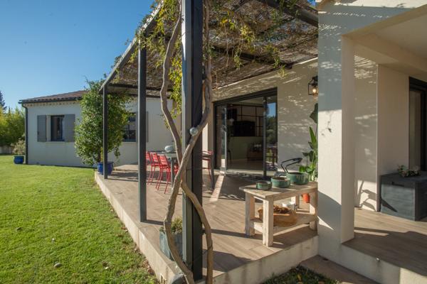 L'Isle-sur-la-Sorgue (84800) Villa moderne