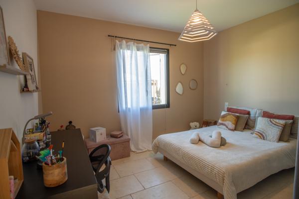 L'Isle-sur-la-Sorgue (84800) Villa moderne