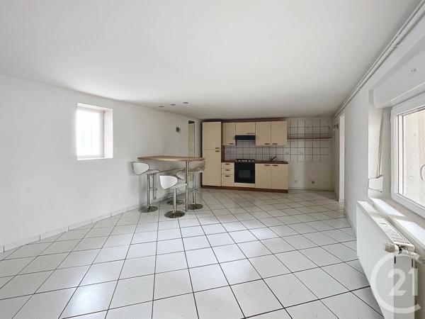 Appartement F4 à vendre  5 pièces - 88,54 m2 REMIREMONT - 88