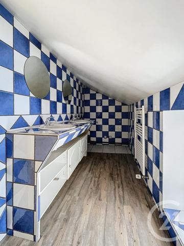 Appartement F4 à vendre  5 pièces - 88,54 m2 REMIREMONT - 88