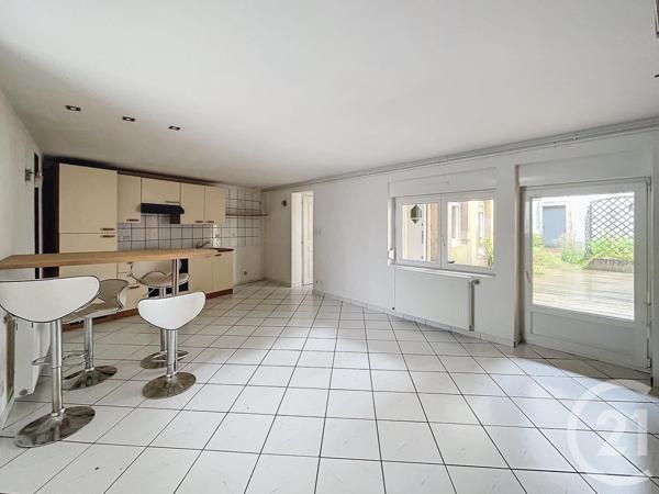 Appartement F4 à vendre  5 pièces - 88,54 m2 REMIREMONT - 88