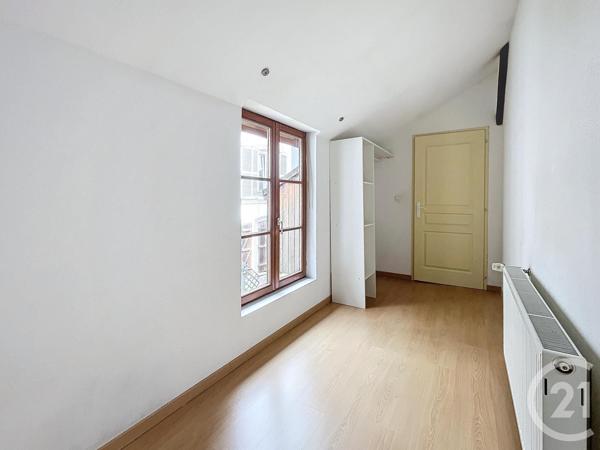 Appartement F4 à vendre  5 pièces - 88,54 m2 REMIREMONT - 88