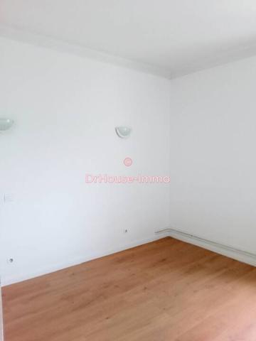 Maison à vendre 10 pièces de 211 m²