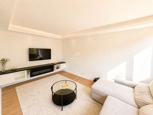 Appartement Verneuil-sur-seine 5 pièce(s) 93 m2 249 000 € **  - Référence  1777
